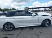 ✅ 2019 BMW 2 Series 230i • VIN: WBA2M7C59KVD51993 • Lot: 42365398. Wystawiony na IAAI z przebiegiem 42 948 mil. Bezpłatny archiwum sprzedaży aukcyjnych z USA i szczegółowy raport historii pojazdu na DreamBid. Zdjęcie 12.