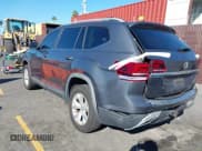 ✅ 2018 Volkswagen Atlas SE • VIN: 1V2CR2CA3JC594164 • Lot: 43480119. Listed on IAAI with 77,724 mi. Free auction sales archive from the USA and detailed vehicle history report at DreamBid. Image 3.