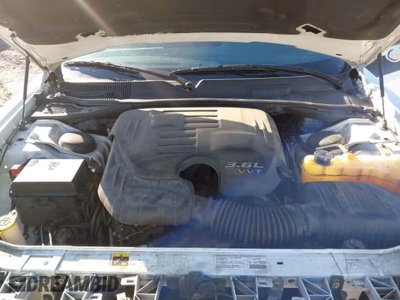 ✅ 2013 Dodge Challenger SXT • VIN: 2C3CDYAGXDH674738 • Lot: 41632880. Wystawiony na IAAI z przebiegiem 131 339 mil. Bezpłatny archiwum sprzedaży aukcyjnych z USA i szczegółowy raport historii pojazdu na DreamBid. Zdjęcie 10.