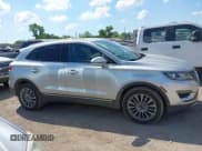 ✅ 2018 Lincoln MKC Reserve • VIN: 5LMTJ3DH7JUL31561 • Лот: 42953866. Опубликован ранее на IAAI с пробегом 54 954 миль. Бесплатный доступ к архиву аукционных продаж из США и подробный отчёт об истории автомобиля на DreamBid. Изображение 13.
