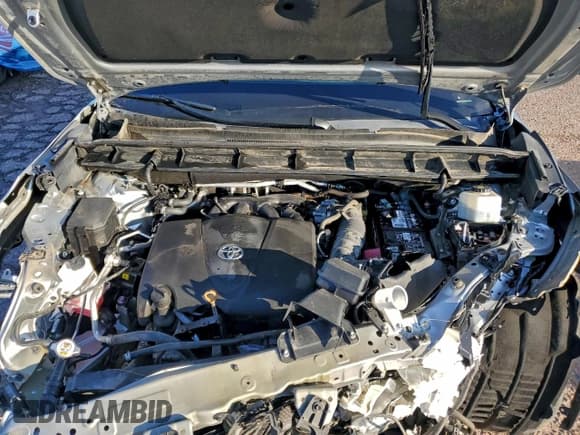 ✅ 2020 Toyota Highlander LE • VIN: 5TDZZRAH2LS007233 • Lot: 90550335. Wystawiony na Copart z przebiegiem 94 937 mil. Bezpłatny archiwum sprzedaży aukcyjnych z USA i szczegółowy raport historii pojazdu na DreamBid. Zdjęcie 12.