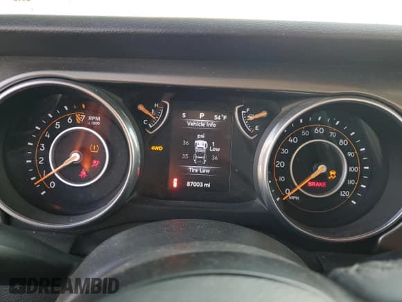 ✅ 2018 Jeep Wrangler Sport S • VIN: 1C4GJXAG4JW161238 • Lot: 42448695. Listed on Copart with 87,003 mi. Free auction sales archive from the USA and detailed vehicle history report at DreamBid. Image 9.