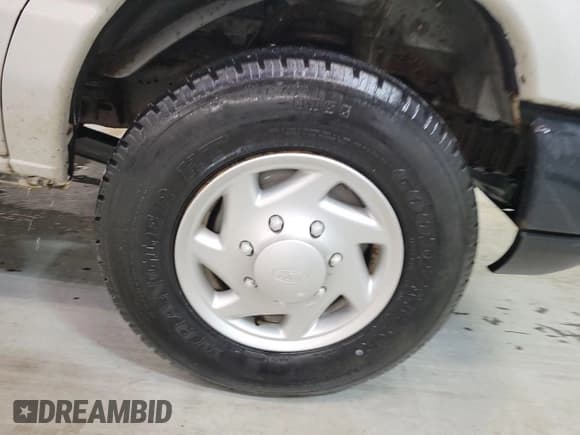 ✅ 2008 Ford Econoline Cargo Commercial • VIN: 1FTNE24W88DA51249 • Lot: 43923989. Listed on IAAI with 88,715 mi. Free auction sales archive from the USA and detailed vehicle history report at DreamBid. Image 14.