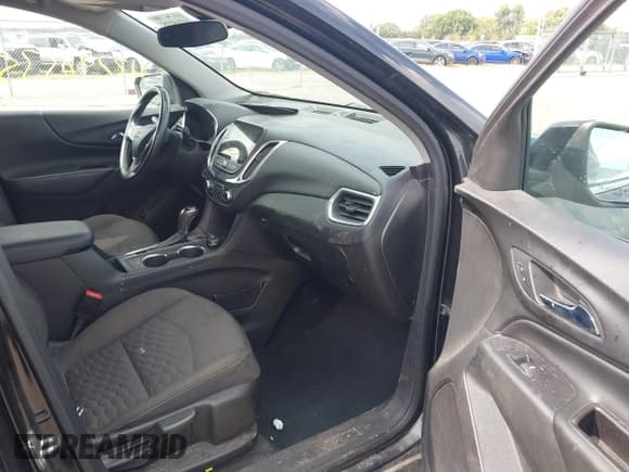 ✅ 2018 Chevrolet Equinox LT • VIN: 2GNAXSEV7J6139901 • Лот: 43248335. Опубликован ранее на IAAI с пробегом 134 784 миль. Бесплатный доступ к архиву аукционных продаж из США и подробный отчёт об истории автомобиля на DreamBid. Изображение 5.