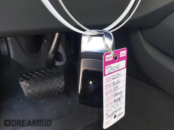 ✅ 2024 Audi Q5 S line Premium • VIN: WA1GAAFY8R2118047 • Лот: 42238627. Опубликован ранее на IAAI с пробегом 7 855 миль. Бесплатный доступ к архиву аукционных продаж из США и подробный отчёт об истории автомобиля на DreamBid. Изображение 11.