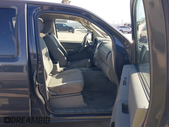 ✅ 2010 Nissan Frontier SE • VIN: 1N6AD0ER8AC426452 • Лот: 43152356. Опубликован ранее на IAAI с пробегом 214 616 миль. Бесплатный доступ к архиву аукционных продаж из США и подробный отчёт об истории автомобиля на DreamBid. Изображение 5.