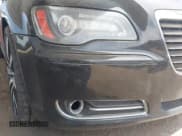 ✅ 2012 Chrysler 300 S • VIN: 2C3CCABGXCH313095 • Lot: 41789401. Listed on IAAI with 186,302 mi. Free auction sales archive from the USA and detailed vehicle history report at DreamBid. Image 6.