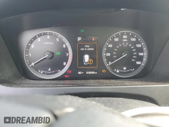 ✅ 2015 Hyundai Sonata Limited • VIN: 5NPE34AF9FH044341 • Лот: 69557245. Опубликован ранее на Copart с пробегом 123 939 миль. Бесплатный доступ к архиву аукционных продаж из США и подробный отчёт об истории автомобиля на DreamBid. Изображение 9.