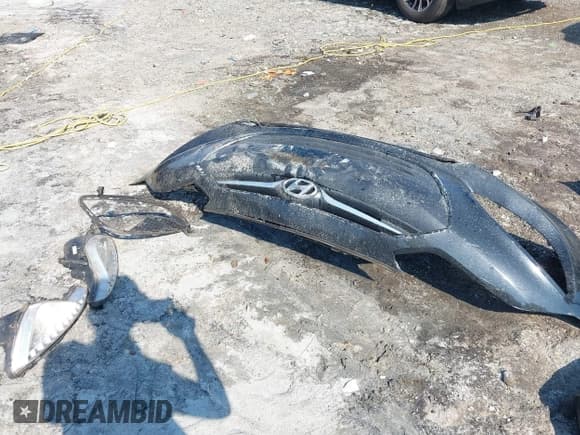 ✅ 2013 Hyundai Genesis Coupe Grand Touring • VIN: KMHHU6KJ1DU093704 • Lot: 42945486. Wystawiony na IAAI z przebiegiem 77 781 mil. Bezpłatny archiwum sprzedaży aukcyjnych z USA i szczegółowy raport historii pojazdu na DreamBid. Zdjęcie 12.