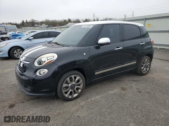 ✅ 2014 FIAT 500L Lounge • VIN: ZFBCFACH7EZ009027 • Lot: 52575895. Listed on Copart with 46,168 mi. Free auction sales archive from the USA and detailed vehicle history report at DreamBid. Image 1.