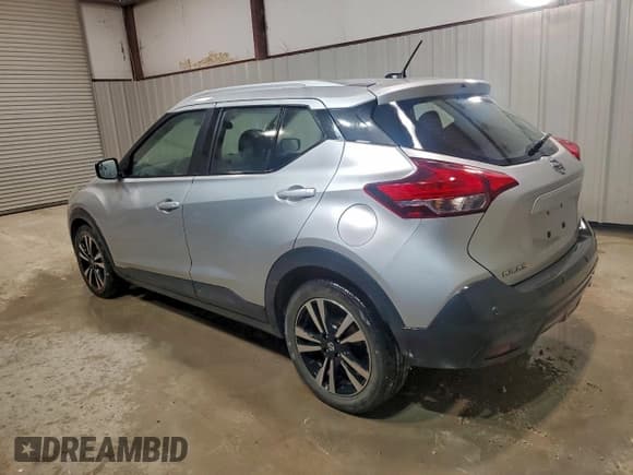 ✅ 2020 Nissan Kicks SV • VIN: 3N1CP5CV2LL529828 • Lot: 94493465. Listed on Copart with 110,295 mi. Free auction sales archive from the USA and detailed vehicle history report at DreamBid. Image 2.