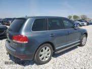 ✅ 2006 Volkswagen Touareg • VIN: WVGPT77LX6D056538 • Lot: 51330225. Listed on Copart with 183,060 mi. Free auction sales archive from the USA and detailed vehicle history report at DreamBid. Image 3.