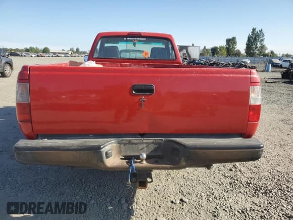 ✅ 1995 Toyota T100 • VIN: JT4UD10D0S0003997 • Лот: 67238505. Опубликован ранее на Copart с пробегом 291 901 миль. Бесплатный доступ к архиву аукционных продаж из США и подробный отчёт об истории автомобиля на DreamBid. Изображение 6.