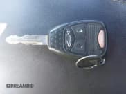 ✅ 2013 Dodge Avenger SXT • VIN: 1C3CDZCB7DN626466 • Лот: 43680583. Опубликован ранее на IAAI с пробегом 255 300 миль. Бесплатный доступ к архиву аукционных продаж из США и подробный отчёт об истории автомобиля на DreamBid. Изображение 11.