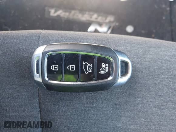 2020 Hyundai Veloster Turbo R-Spec z VIN KMHTH6AB1LU027676, wystawiony jako IAAI lot #42064952 z przebiegiem 88 778 mil mil oraz . Historia ofert i sprzedaży dostępna na DreamBid. Obrazek 11.