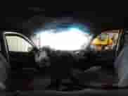 2004 Hyundai Santa Fe с VIN KM8SB12B04U632711, выставлен на аукционе IAAI как лот 41427978 с пробегом Не указан миль и . История ставок и продаж доступна на DreamBid. Изображение 18.