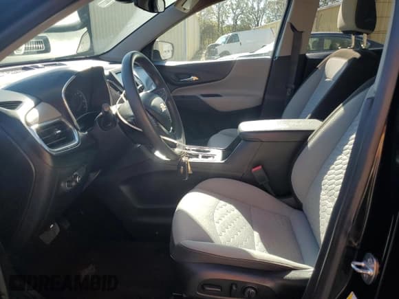 ✅ 2020 Chevrolet Equinox LS • VIN: 2GNAXHEV1L6116748 • Лот: 92401985. Опубликован ранее на Copart с пробегом 155 058 миль. Бесплатный доступ к архиву аукционных продаж из США и подробный отчёт об истории автомобиля на DreamBid. Изображение 7.