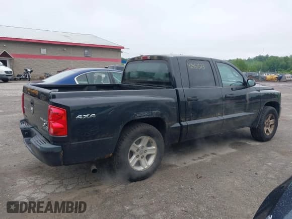 ✅ 2010 Dodge Dakota Bighorn/Lonestar • VIN: 1D7CW3GK8AS202813 • Lot: 42467823. Wystawiony na IAAI z przebiegiem 166 294 mil. Bezpłatny archiwum sprzedaży aukcyjnych z USA i szczegółowy raport historii pojazdu na DreamBid. Zdjęcie 13.