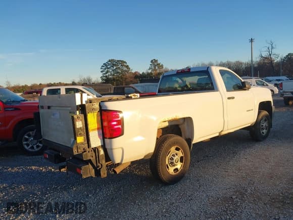 ✅ 2016 Chevrolet Silverado 2500HD Work Truck • VIN: 1GC0CUEGXGZ155052 • Lot: 43706707. Listed on IAAI with 225,810 mi. Free auction sales archive from the USA and detailed vehicle history report at DreamBid. Image 4.