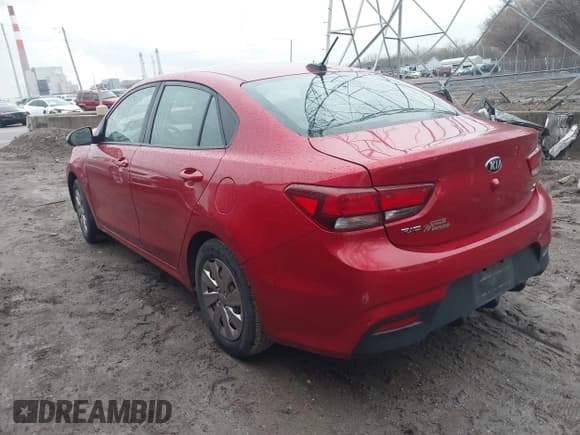 ✅ 2018 Kia Rio LX • VIN: 3KPA24AB0JE121075 • Lot: 41133443. Wystawiony na IAAI z przebiegiem 130 357 mil. Bezpłatny archiwum sprzedaży aukcyjnych z USA i szczegółowy raport historii pojazdu na DreamBid. Zdjęcie 3.