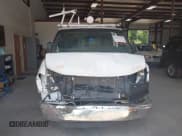 ✅ 2015 GMC Savana Cargo • VIN: 1GTW7FCF1F1907626 • Lot: 42584311. Wystawiony na IAAI z przebiegiem 237 505 mil. Bezpłatny archiwum sprzedaży aukcyjnych z USA i szczegółowy raport historii pojazdu na DreamBid. Zdjęcie 12.