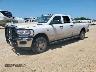 ✅ 2020 Ram 3500 Tradesman • VIN: 3C63R3GL0LG201134 • Lot: 64931165. Wystawiony na Copart z przebiegiem Nie podano. Bezpłatny archiwum sprzedaży aukcyjnych z USA i szczegółowy raport historii pojazdu na DreamBid. Zdjęcie 1.