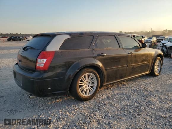 ✅ 2005 Dodge Magnum SE • VIN: 2D4FV48T25H531739 • Lot: 80589745. Wystawiony na Copart z przebiegiem 100 421 mil. Bezpłatny archiwum sprzedaży aukcyjnych z USA i szczegółowy raport historii pojazdu na DreamBid. Zdjęcie 3.