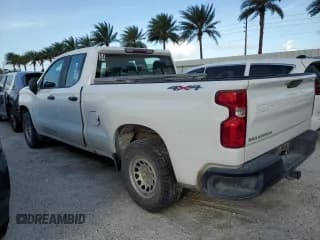 ✅ 2019 Chevrolet Silverado 1500 Work Truck • VIN: 1GCRYAEF3KZ397527 • Lot: 74936094. Wystawiony na Copart z przebiegiem 112 249 mil. Bezpłatny archiwum sprzedaży aukcyjnych z USA i szczegółowy raport historii pojazdu na DreamBid. Zdjęcie 2.