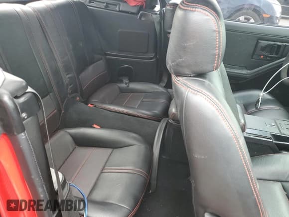 ✅ 1988 Chevrolet Camaro • VIN: 1G1FP31E2JL118903 • Лот: 68649025. Опубликован ранее на Copart с пробегом 6 530 миль. Бесплатный доступ к архиву аукционных продаж из США и подробный отчёт об истории автомобиля на DreamBid. Изображение 10.