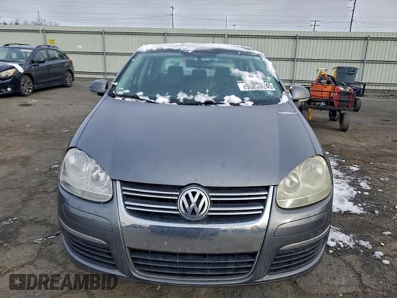 ✅ 2006 Volkswagen Jetta 2.5L • VIN: 3VWSF71K76M805464 • Лот: 95839245. Опубликован ранее на Copart с пробегом 220 572 миль. Бесплатный доступ к архиву аукционных продаж из США и подробный отчёт об истории автомобиля на DreamBid. Изображение 5.