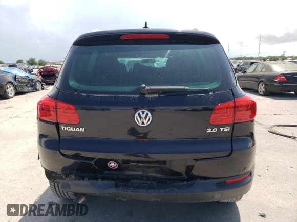 ✅ 2012 Volkswagen Tiguan LE • VIN: WVGAV7AX1CW529240 • Лот: 58011505. Опубликован ранее на Copart с пробегом 218 479 миль. Бесплатный доступ к архиву аукционных продаж из США и подробный отчёт об истории автомобиля на DreamBid. Изображение 6.