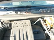 ✅ 2013 Chevrolet Captiva Sport LS • VIN: 3GNAL2EK0DS574766 • Лот: 43833701. Опубликован ранее на IAAI с пробегом 298 628 миль. Бесплатный доступ к архиву аукционных продаж из США и подробный отчёт об истории автомобиля на DreamBid. Изображение 12.