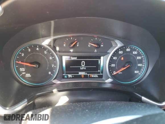 2018 Chevrolet Equinox Premier with VIN 3GNAXWEX6JS507768, listed as a Copart auction lot 84743845 with 36,822 mi miles and Salvage title. Bid and sale history available at DreamBid. Image 9.