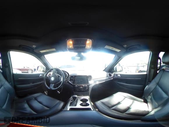 ✅ 2020 Jeep Grand Cherokee Limited • VIN: 1C4RJEBG7LC281096 • Lot: 43051365. Listed on IAAI with 81,222 mi. Free auction sales archive from the USA and detailed vehicle history report at DreamBid. Image 19.