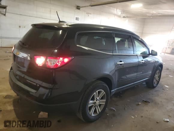 ✅ 2016 Chevrolet Traverse LT • VIN: 1GNKVHKD4GJ187070 • Lot: 82732135. Wystawiony na Copart z przebiegiem 150 289 mil. Bezpłatny archiwum sprzedaży aukcyjnych z USA i szczegółowy raport historii pojazdu na DreamBid. Zdjęcie 3.
