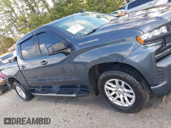 ✅ 2020 Chevrolet Silverado 1500 RST • VIN: 3GCPWDED9LG187867 • Lot: 43413105. Listed on IAAI with Not provided. Free auction sales archive from the USA and detailed vehicle history report at DreamBid. Image 12.