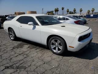 ✅ 2013 Dodge Challenger SXT • VIN: 2C3CDYAG0DH607761 • Lot: 72912064. Wystawiony na Copart z przebiegiem 194 631 mil. Bezpłatny archiwum sprzedaży aukcyjnych z USA i szczegółowy raport historii pojazdu na DreamBid. Zdjęcie 4.