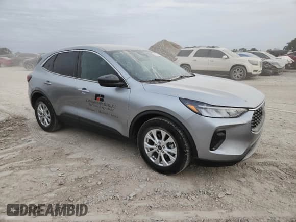 ✅ 2023 Ford Escape Active • VIN: 1FMCU0GN3PUB01745 • Lot: 87426855. Wystawiony na Copart z przebiegiem 50 171 mil. Bezpłatny archiwum sprzedaży aukcyjnych z USA i szczegółowy raport historii pojazdu na DreamBid. Zdjęcie 4.