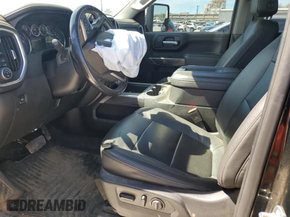 ✅ 2021 Chevrolet Silverado 2500HD LTZ • VIN: 1GC4YPEY9MF295815 • Lot: 46614955. Listed on Copart with 51,586 mi. Free auction sales archive from the USA and detailed vehicle history report at DreamBid. Image 7.
