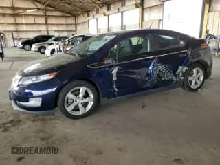 2013 Chevrolet Volt z VIN 1G1RG6E46DU119390, wystawiony jako Copart lot #42413015 z przebiegiem 108 445 mil mil oraz Szkoda całkowita • Salvage title. Historia ofert i sprzedaży dostępna na DreamBid. Obrazek 1.