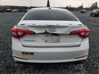 2016 Hyundai Sonata 2.4L z VIN 5NPE24AF7GH397889, wystawiony jako Copart lot #82695935 z przebiegiem 170 743 mil mil oraz Szkoda całkowita • Salvage title. Historia ofert i sprzedaży dostępna na DreamBid. Obrazek 6.