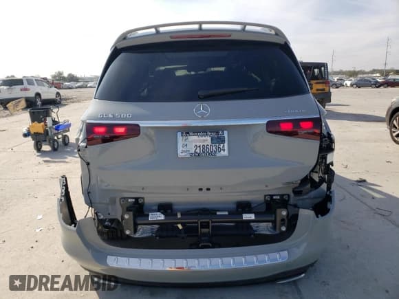 ✅ 2024 Mercedes-Benz GLS 580 • VIN: 4JGFF8FE5RB139547 • Lot: 84903274. Listed on Copart with 918 mi. Free auction sales archive from the USA and detailed vehicle history report at DreamBid. Image 6.