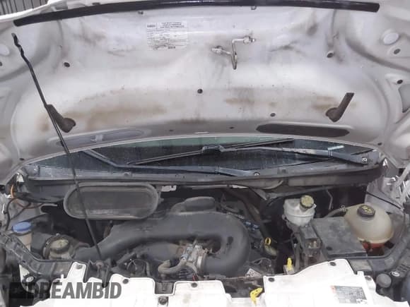 ✅ 2016 Ford Transit Cargo • VIN: 1FTYR1CM2GKA12288 • Lot: 41752611. Wystawiony na IAAI z przebiegiem 238 715 mil. Bezpłatny archiwum sprzedaży aukcyjnych z USA i szczegółowy raport historii pojazdu na DreamBid. Zdjęcie 10.