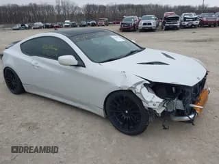 ✅ 2013 Hyundai Genesis Coupe Premium • VIN: KMHHT6KD8DU105635 • Lot: 41708059. Wystawiony na IAAI z przebiegiem 140 893 mil. Bezpłatny archiwum sprzedaży aukcyjnych z USA i szczegółowy raport historii pojazdu na DreamBid. Zdjęcie 1.