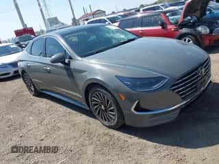 2020 Hyundai Sonata Limited with VIN KMHL54JJ0LA009434, listed as a IAAI auction lot 43252253 with 75,866 mi miles and . Bid and sale history available at DreamBid. Image 1.