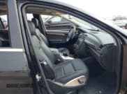 ✅ 2011 Mercedes-Benz R 350 • VIN: 4JGCB6FEXBA127442 • Lot: 42309169. Listed on IAAI with 208,591 mi. Free auction sales archive from the USA and detailed vehicle history report at DreamBid. Image 5.