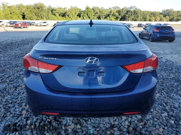 ✅ 2013 Hyundai Elantra Limited • VIN: KMHDH4AE5DU810956 • Lot: 68544055. Listed on Copart with 153,386 mi. Free auction sales archive from the USA and detailed vehicle history report at DreamBid. Image 6.