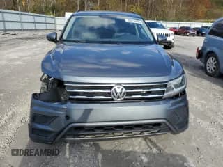 ✅ 2019 Volkswagen Tiguan SE • VIN: 3VV2B7AX4KM102376 • Lot: 89715935. Wystawiony na Copart z przebiegiem 94 868 mil. Bezpłatny archiwum sprzedaży aukcyjnych z USA i szczegółowy raport historii pojazdu na DreamBid. Zdjęcie 5.
