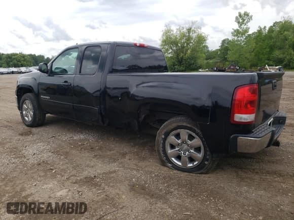 ✅ 2013 GMC Sierra 1500 SLT • VIN: 1GTR2WE71DZ212420 • Lot: 61867095. Listed on Copart with 148,498 mi. Free auction sales archive from the USA and detailed vehicle history report at DreamBid. Image 2.