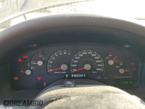 ✅ 2004 Ford Explorer XLT • VIN: 1FMDU63W94UA01005 • Lot: 62083795. Wystawiony na Copart z przebiegiem 273 342 mil. Bezpłatny archiwum sprzedaży aukcyjnych z USA i szczegółowy raport historii pojazdu na DreamBid. Zdjęcie 9.